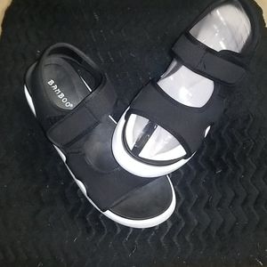 Dollskill platform Sandals